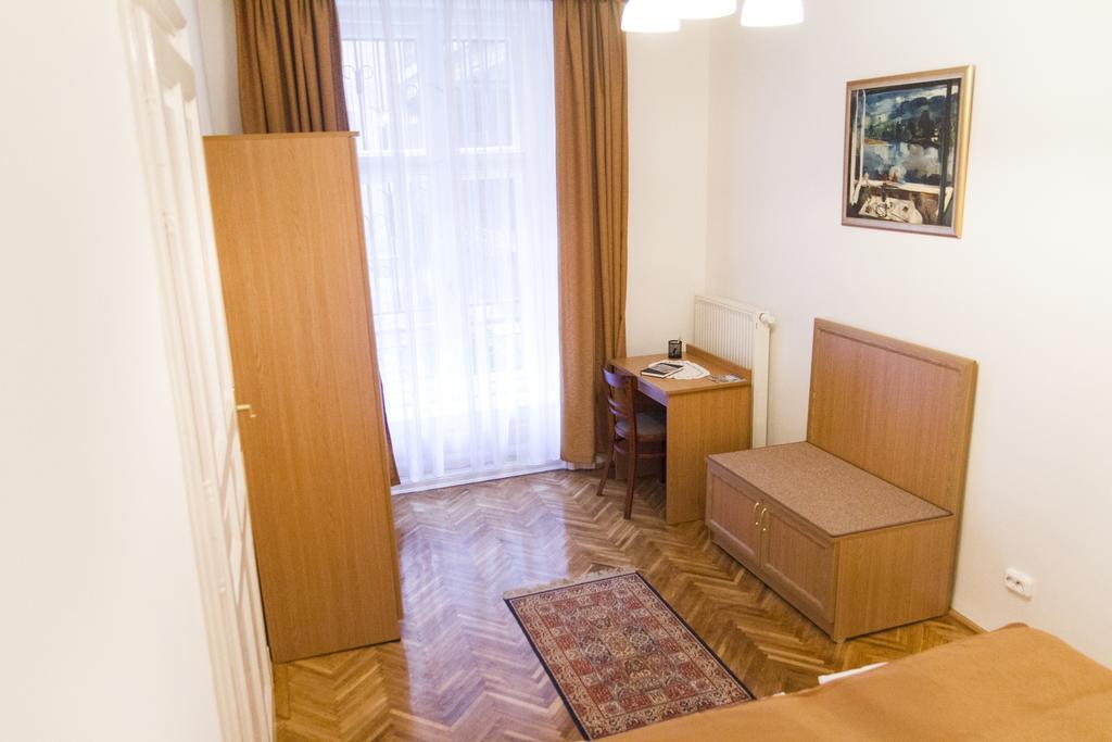 Authentic Budapest Apartment Habitación foto